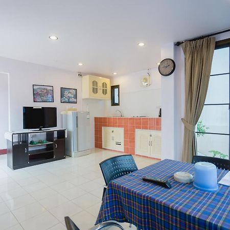 Rabbit Mansion2 Appartement Patong Buitenkant foto