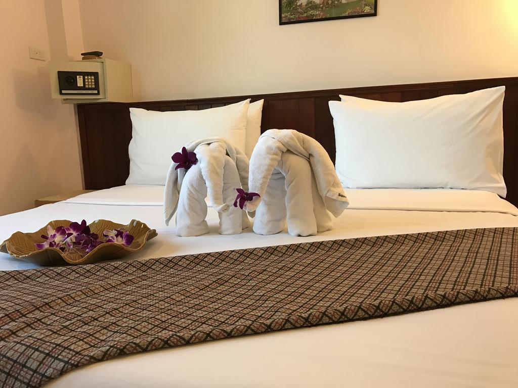 Rabbit Mansion2 Appartement Patong Buitenkant foto