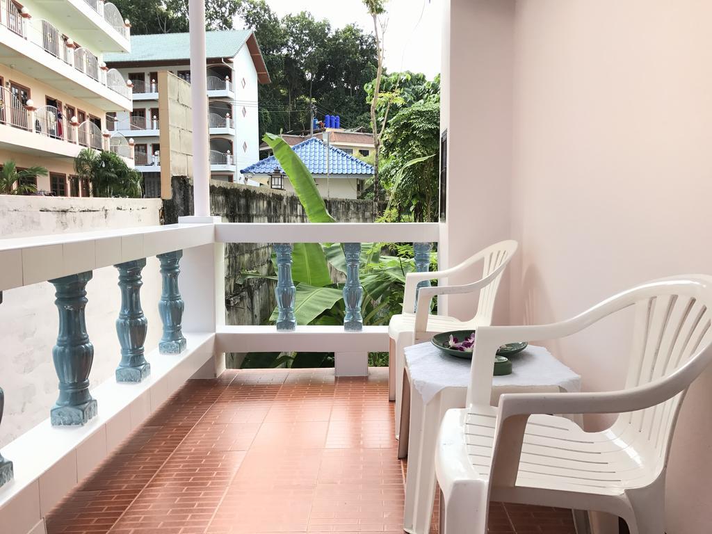 Rabbit Mansion2 Appartement Patong Buitenkant foto