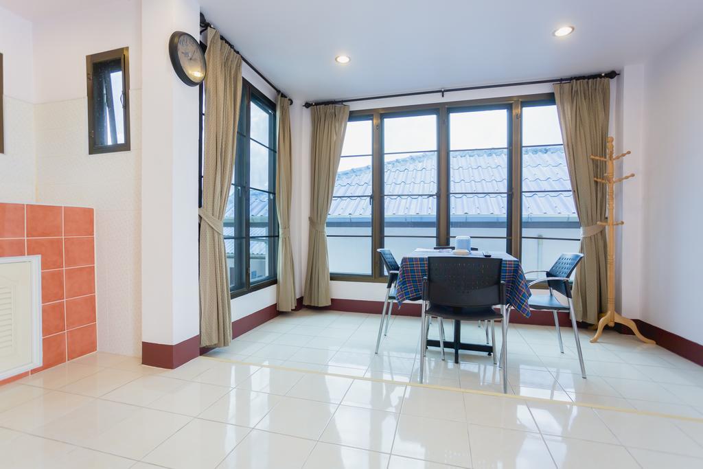 Rabbit Mansion2 Appartement Patong Buitenkant foto