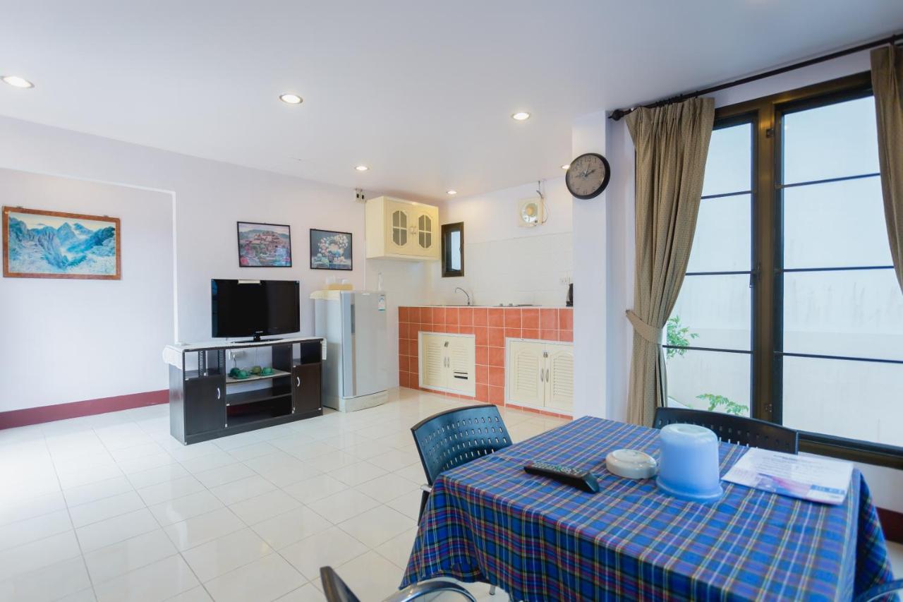 Rabbit Mansion2 Appartement Patong Buitenkant foto