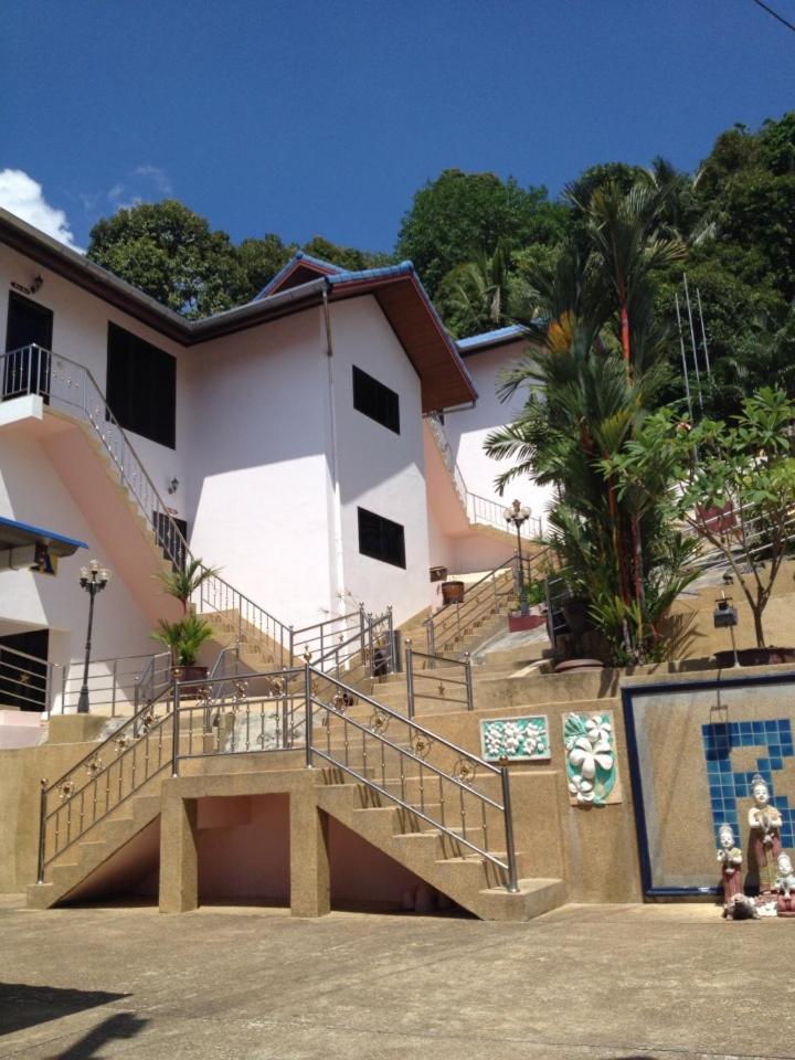 Rabbit Mansion2 Appartement Patong Buitenkant foto